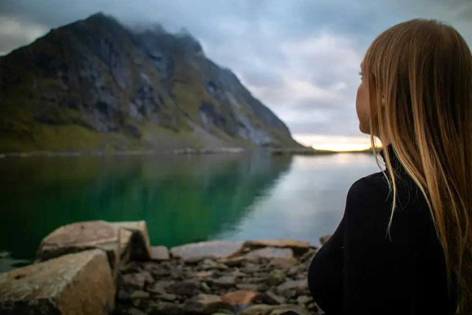 Solo travel photoshoot — sample shot